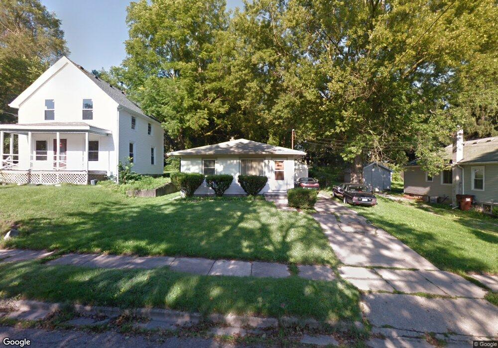 1513 Roosevelt Ave, Lansing, MI 48915 - photo 1