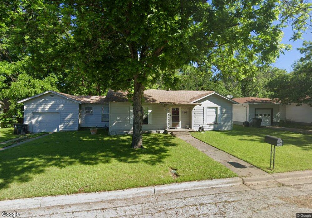 116 Circle Dr, Cleburne, TX 76033 - photo 1