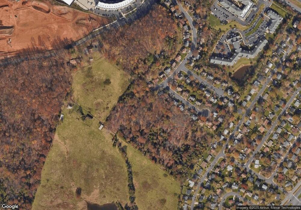 46428 Beartown Dr, Sterling, VA 20164 - photo 1