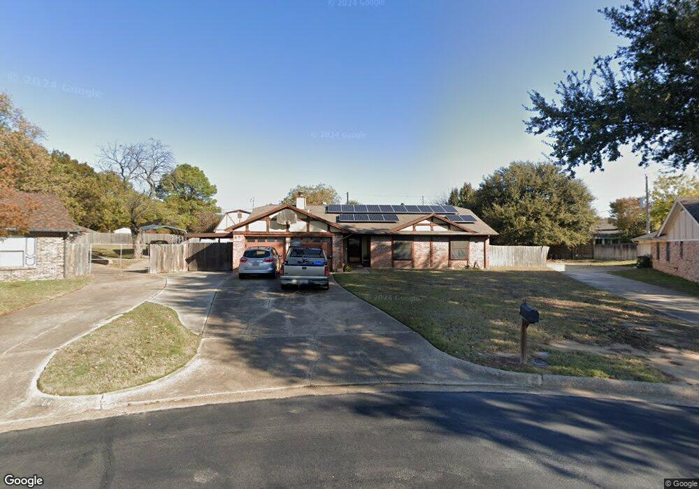 208 Stratford Ct, Hurst, TX 76054 - photo 1