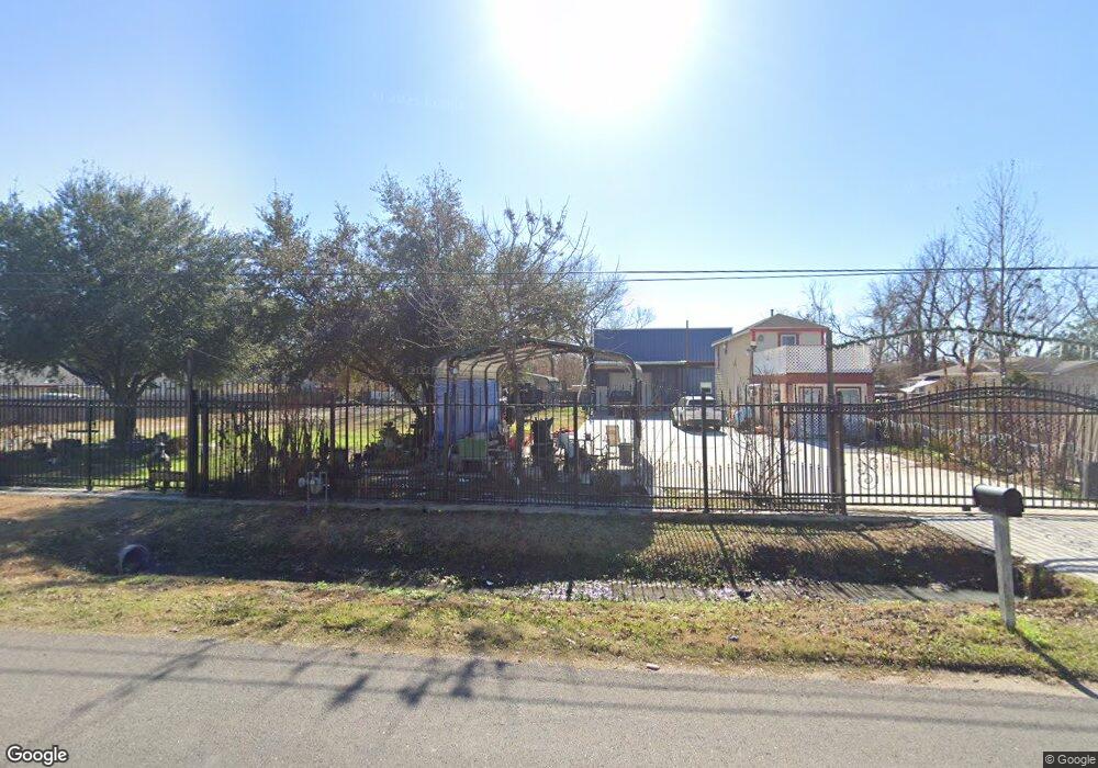 1608 Warwick Rd, Houston, TX 77093 - photo 1