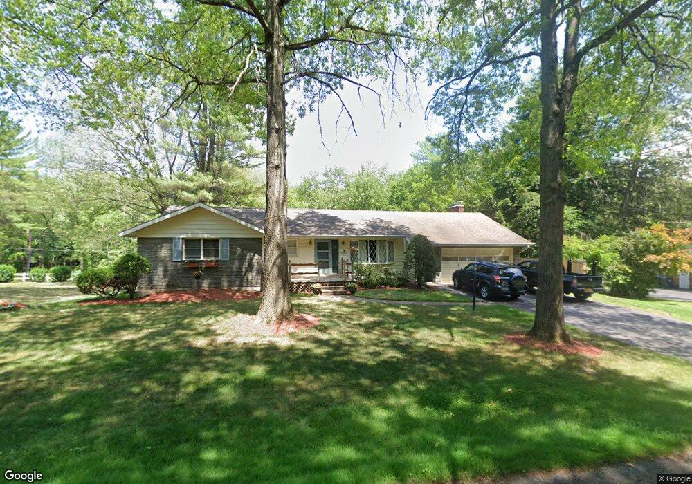 11 Hickory Ln, Schenectady, NY 12302 - photo 1