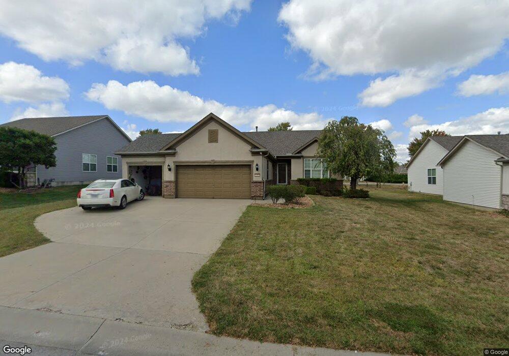 1412 SW Sapperton Rd, Raymore, MO 64083 - photo 1