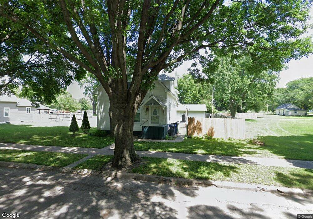 1419 6th St NW, Cedar Rapids, IA 52405 - photo 1