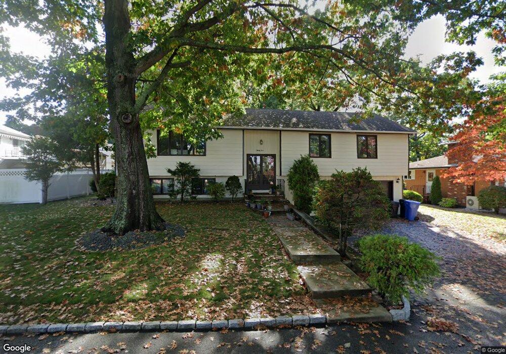 35 Rutland St, Cranston, RI 02920 - photo 1