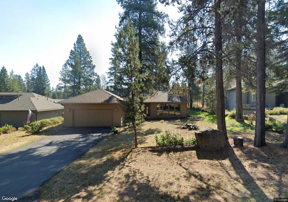 57688 Tan Oak Ln, Bend, OR 97707 - photo 1