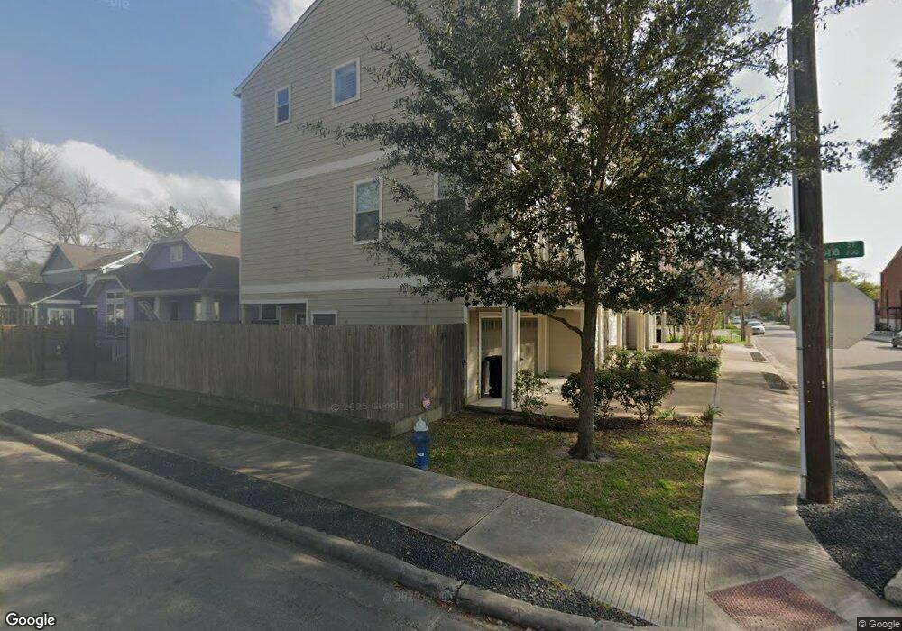 702 Aurora St, Houston, TX 77009 - photo 1