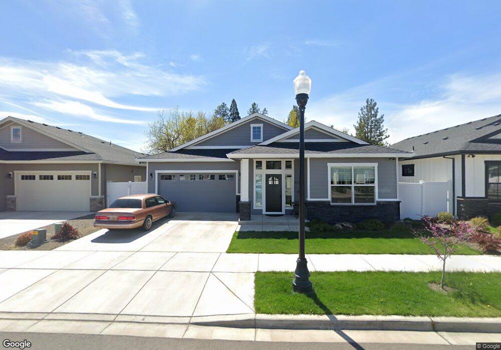 1177 Lindsey Ct, Central Point, OR 97502 - photo 1