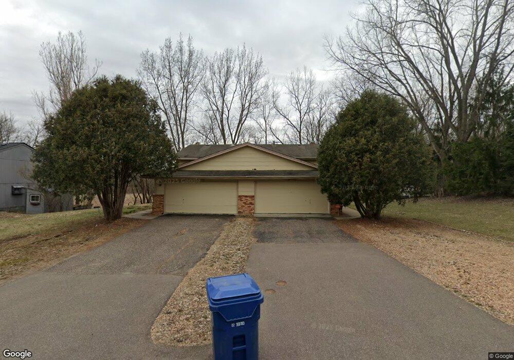 5891 Covington Ln, Minnetonka, MN 55345 - photo 1