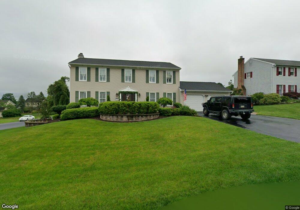 1106 Greenbriar Ln, Laurys Station, PA 18059 - photo 1