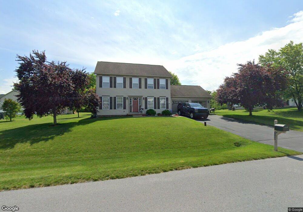 1360 Mallard Dr E, Chambersburg, PA 17202 - photo 1