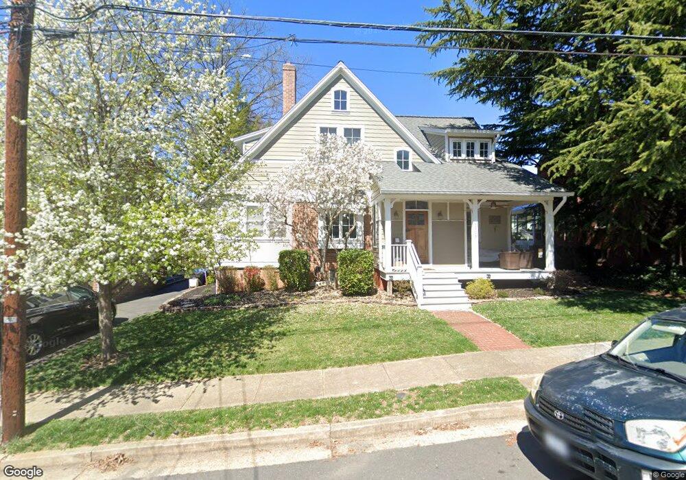 5705 18th Rd N, Arlington, VA 22205 - photo 1