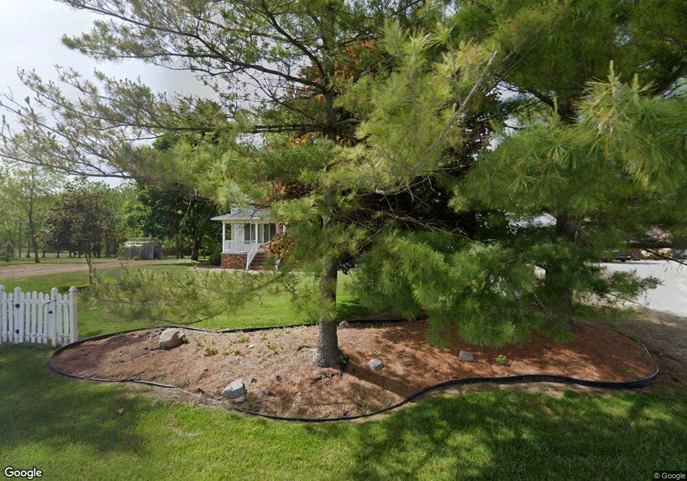 457 Indian Trail Rd, Carleton, MI 48117 - photo 1