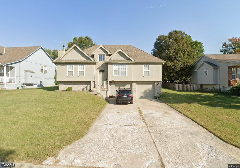 224 SW Seaside Sparrow St, Lees Summit, MO 64082 - photo 1