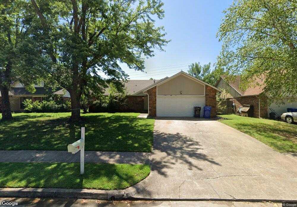 2405 W Canton Place, Broken Arrow, OK 74012 - photo 1