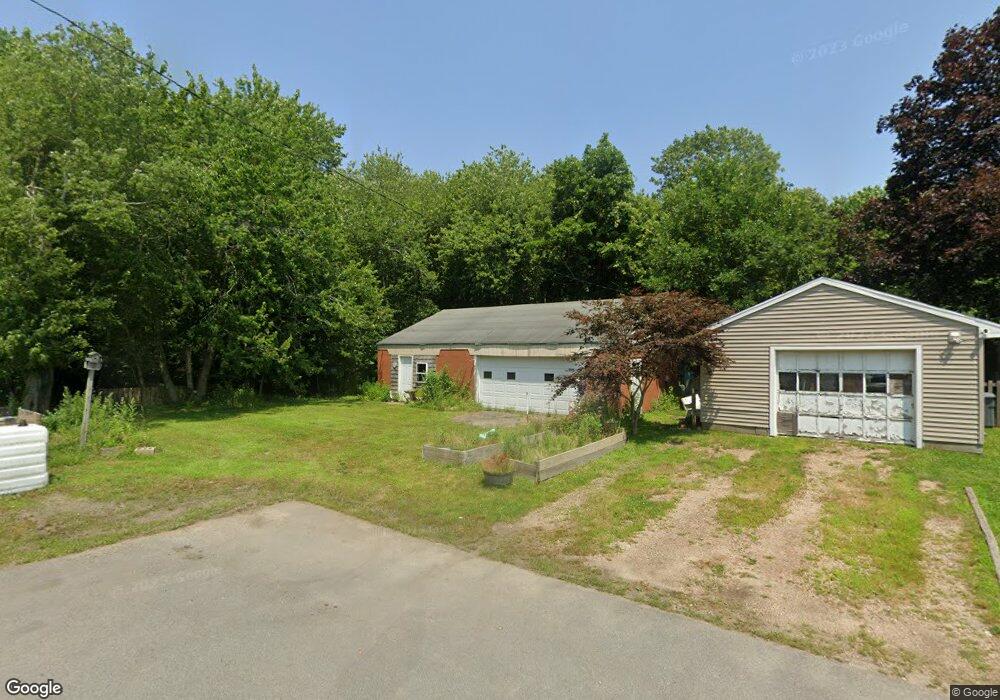 20 Willow St, North Dartmouth, MA 02747 - photo 1