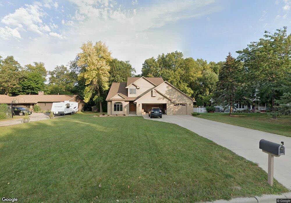 26 Jonathan Dr, New Ulm, MN 56073 - photo 1