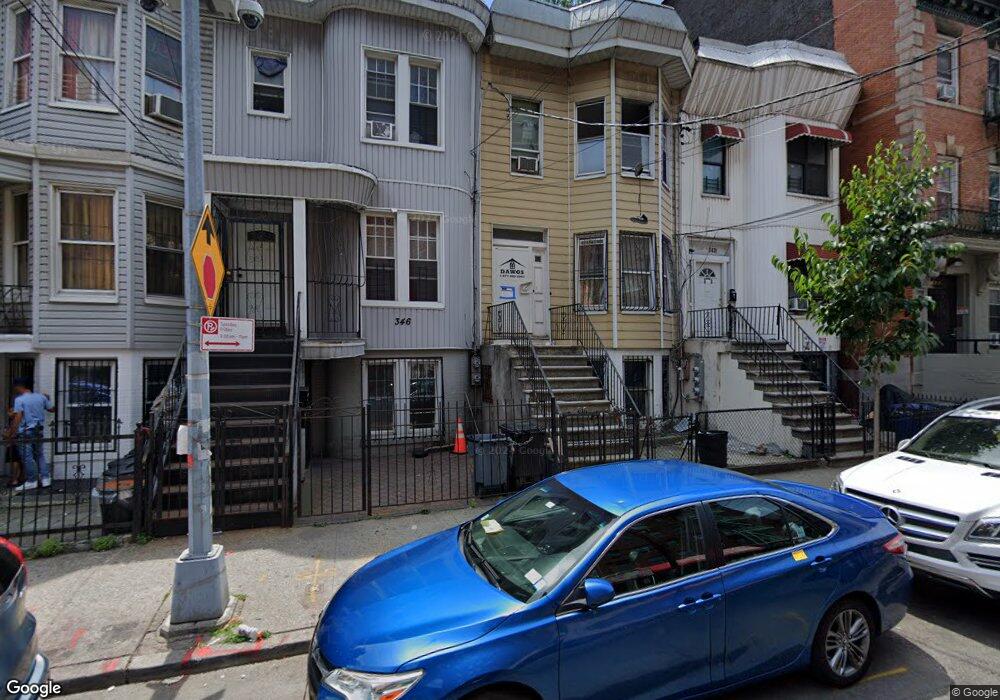 344 E 194th St, Bronx, NY 10458 - photo 1