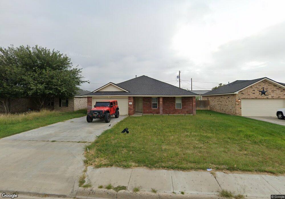 824 NE 6th St, Dumas, TX 79029 - photo 1