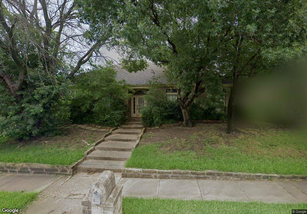800 Shady Ln, Bedford, TX 76021 - photo 1