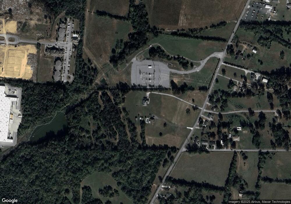 1609 Fairfield Pike, Shelbyville, TN 37160 - photo 1