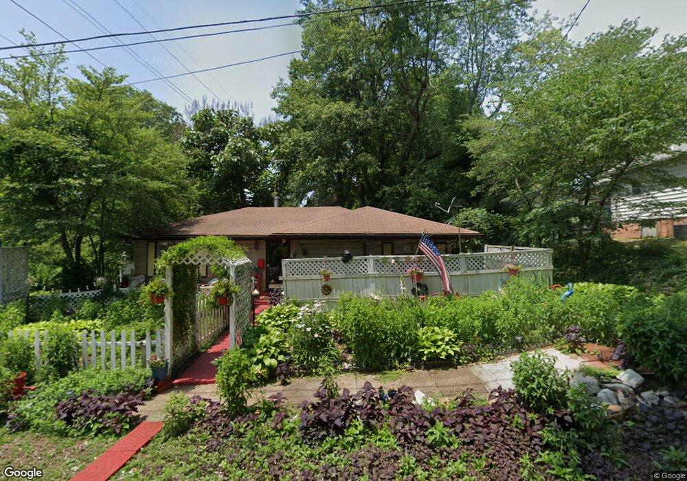 318 Cypress St, Newburgh, IN 47630 - photo 1