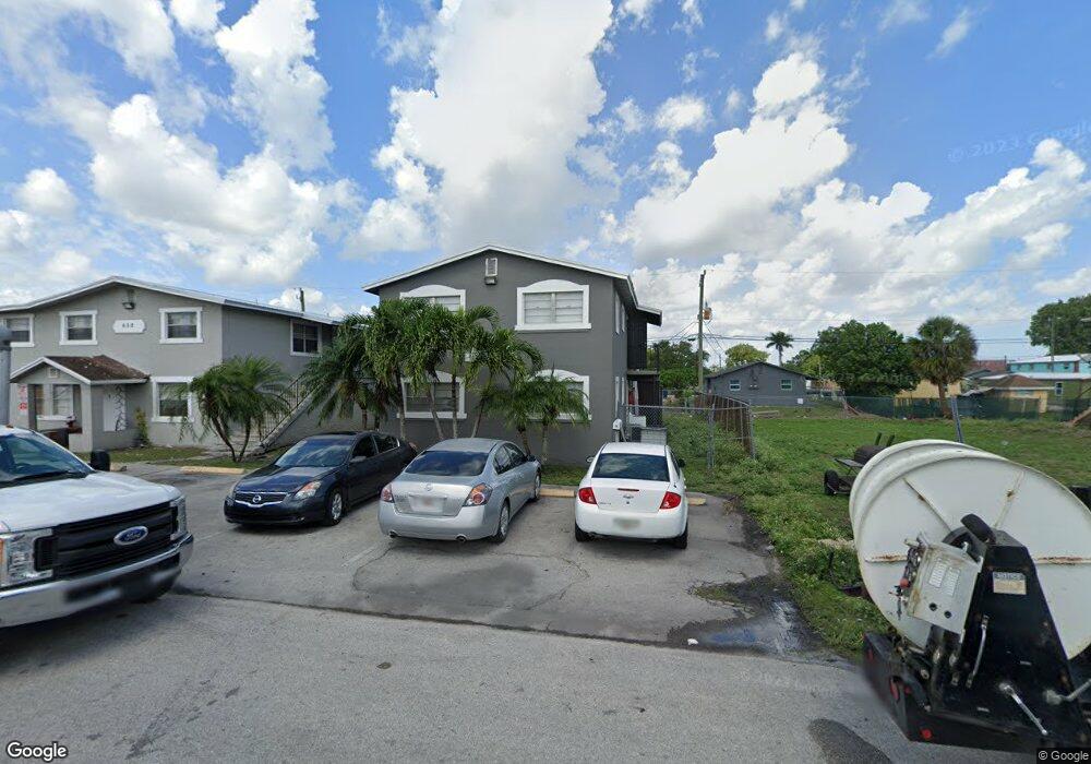 644 SW 4th St unit 1, Belle Glade, FL 33430 - photo 1