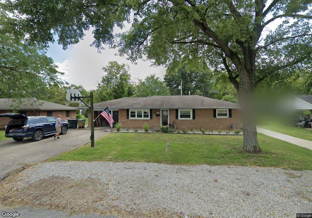 621 Lundy Ln, Columbus, IN 47203 - photo 1