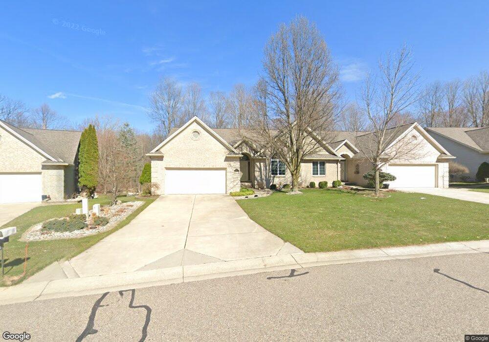 2036 Crystal Wood Trail, Flushing, MI 48433 - photo 1