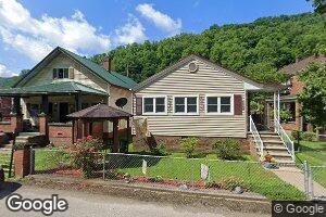 566 Raleigh St, Whitesville, WV 25209