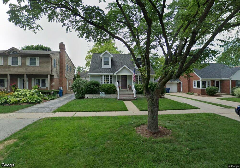 136 N Myrtle Ave, Elmhurst, IL 60126 - photo 1