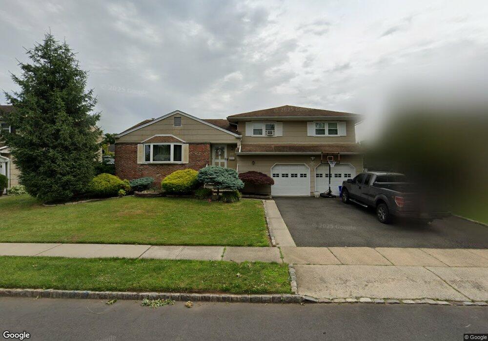 802 Kaminski Dr, Rahway, NJ 07065 - photo 1