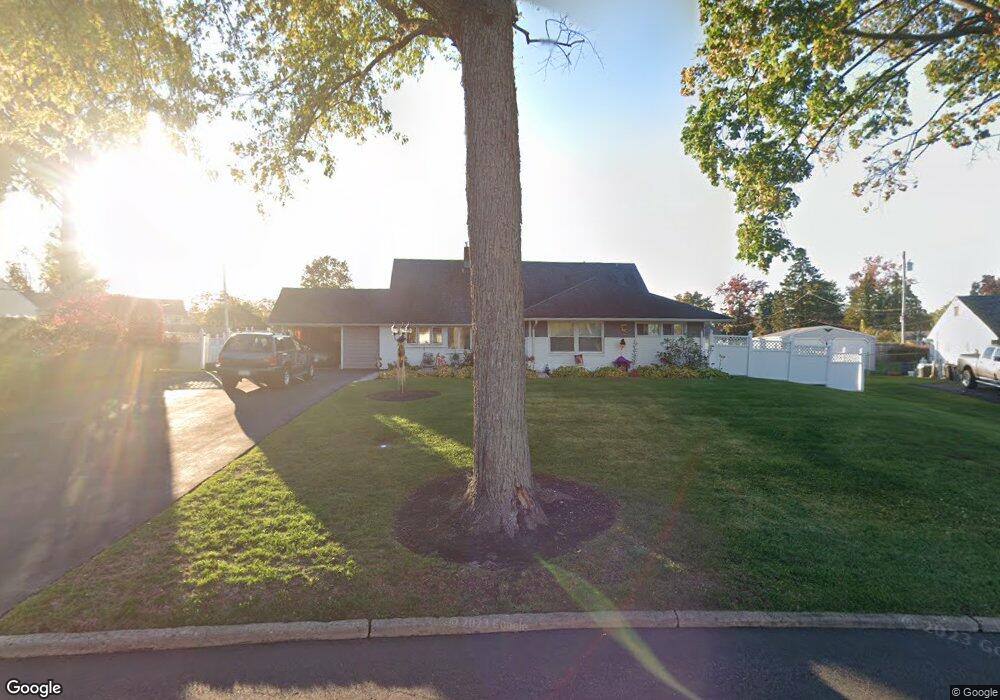 37 Spindletree Rd, Levittown, PA 19056 - photo 1