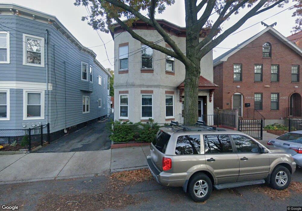 434 Windsor St unit 2, Cambridge, MA 02141 - photo 1