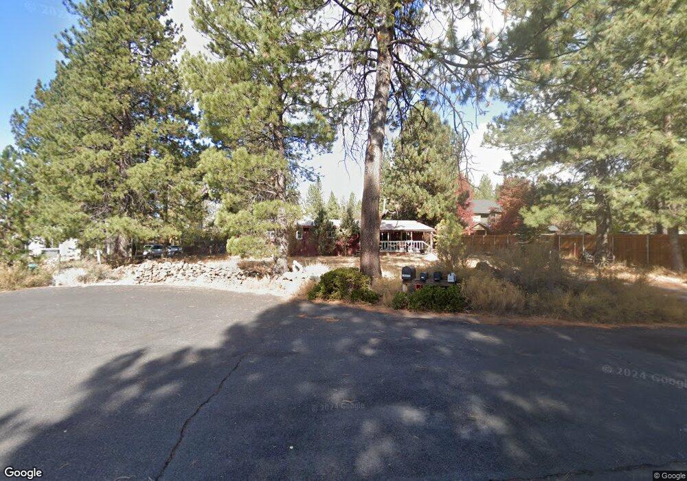 19360 Seminole Cir, Bend, OR 97702 - photo 1