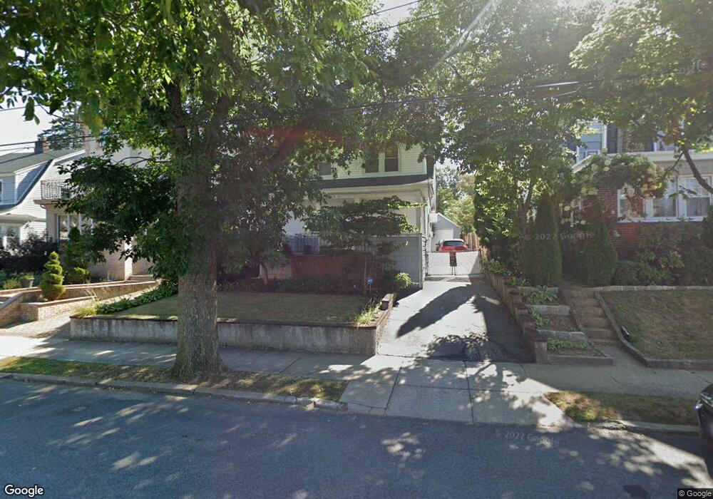 3321 167th St, Flushing, NY 11358 - photo 1