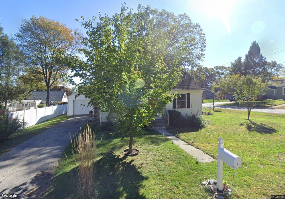 8 Vaughn St, Greenville, RI 02828 - photo 1