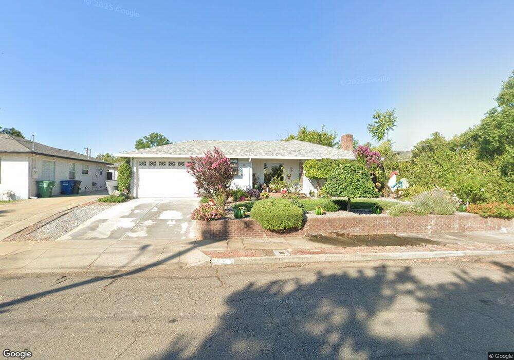 2224 Crestview Ave, Redding, CA 96001 - photo 1