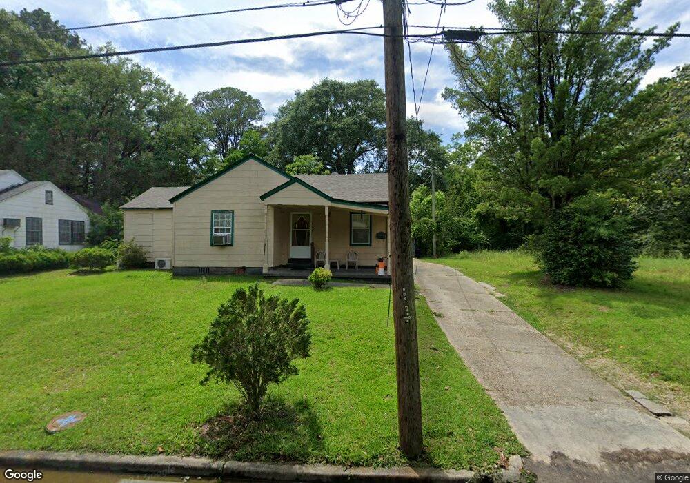 908 S 14th Ave, Laurel, MS 39440 - photo 1