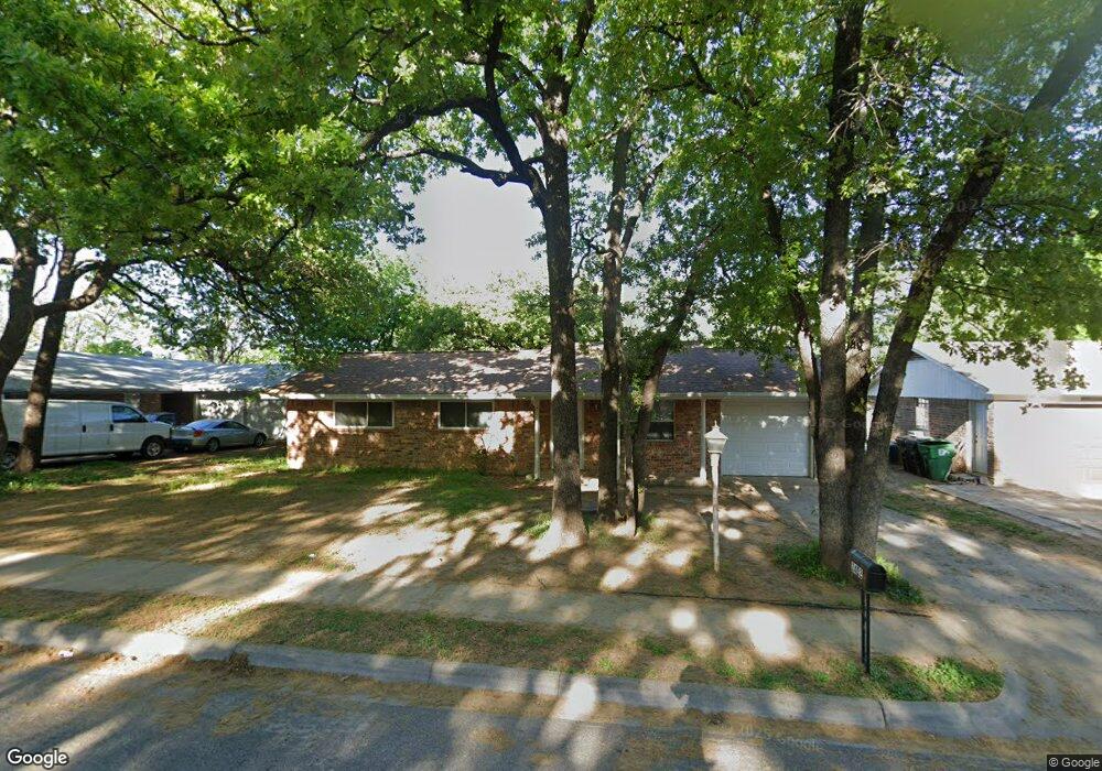 2402 Mercedes Rd, Denton, TX 76205 - photo 1