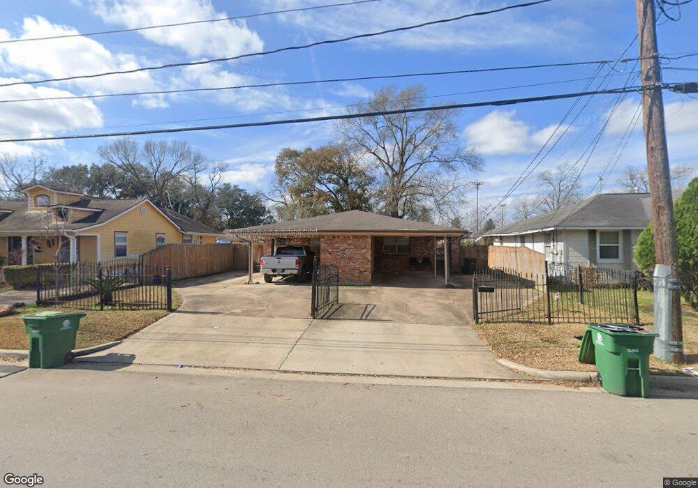 3418 Chaffin St, Houston, TX 77087 - photo 1