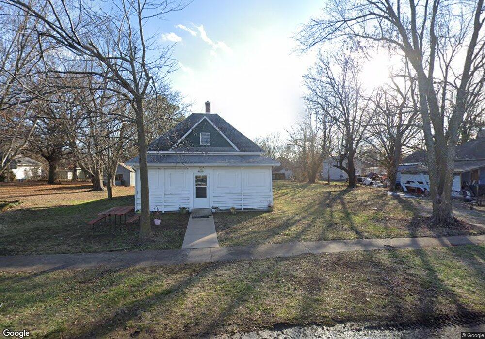 2418 Dirr Ave, Parsons, KS 67357 - photo 1