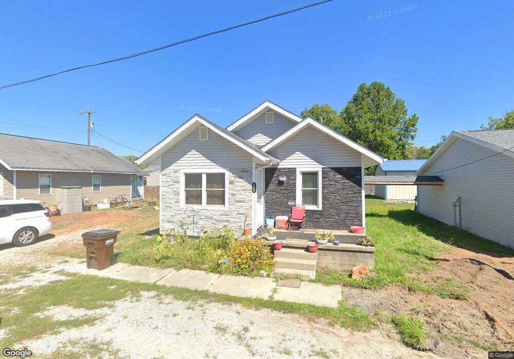 112 W Wood St, Milan, IN 47031 - photo 1