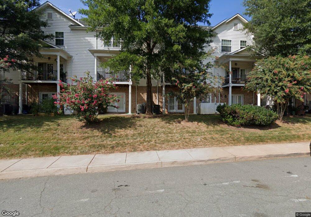 365 Quarry Rd unit 5, Charlottesville, VA 22902 - photo 1