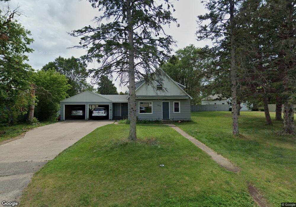 602 4th St W, Park Rapids, MN 56470 - photo 1