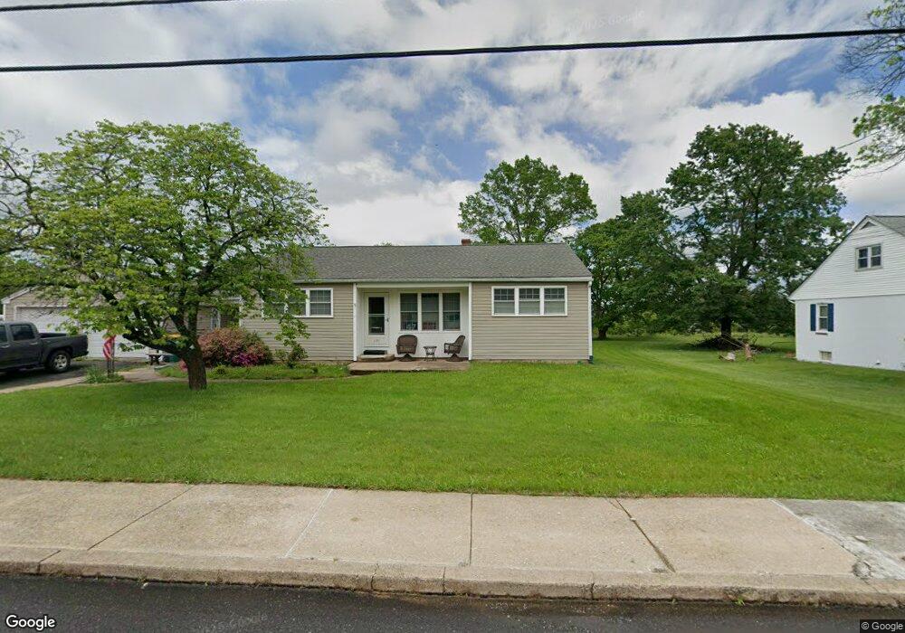 131 W 2nd St, Red Hill, PA 18076 - photo 1