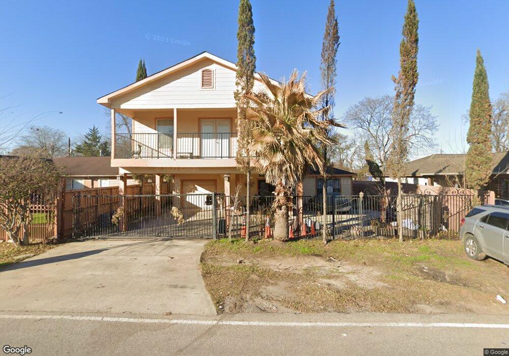 2901 Rosemary Ln, Houston, TX 77093 - photo 1