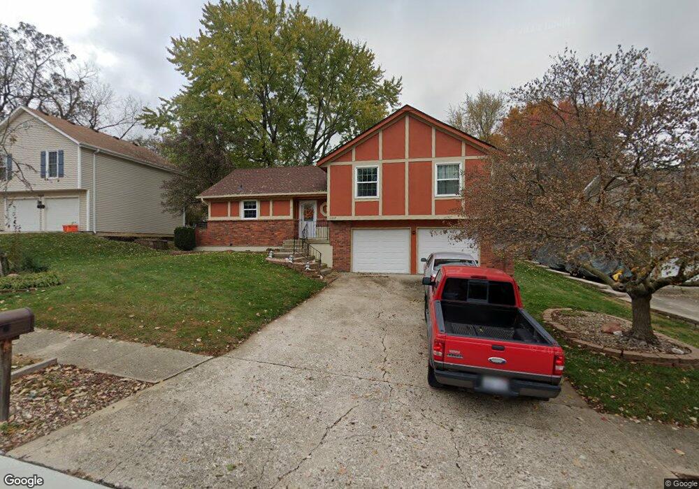 11917 W 49th Terrace, Shawnee, KS 66216 - photo 1