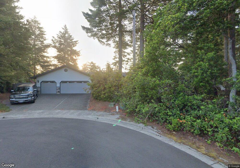 2370 23rd St, Florence, OR 97439 - photo 1