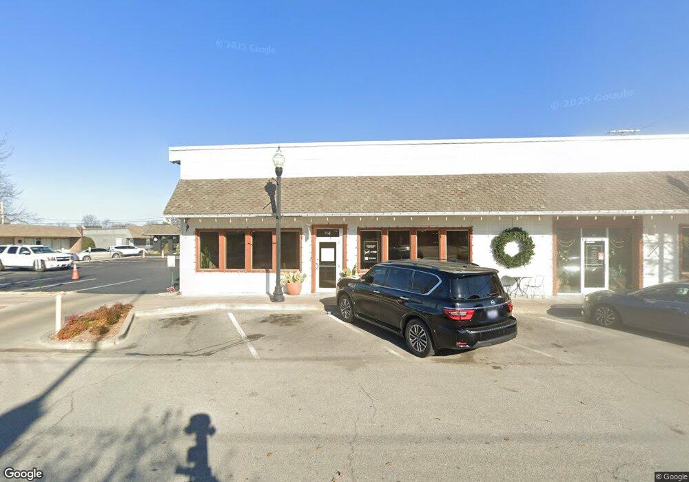 114 W Commercial St, Broken Arrow, OK 74012 - photo 1